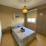 2 Apts, Fast Wi-fi, 5 Min Walk To Lejlighed Larnaca